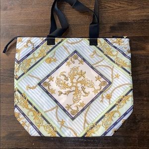 Victoria’s Secret insulated cooler bag